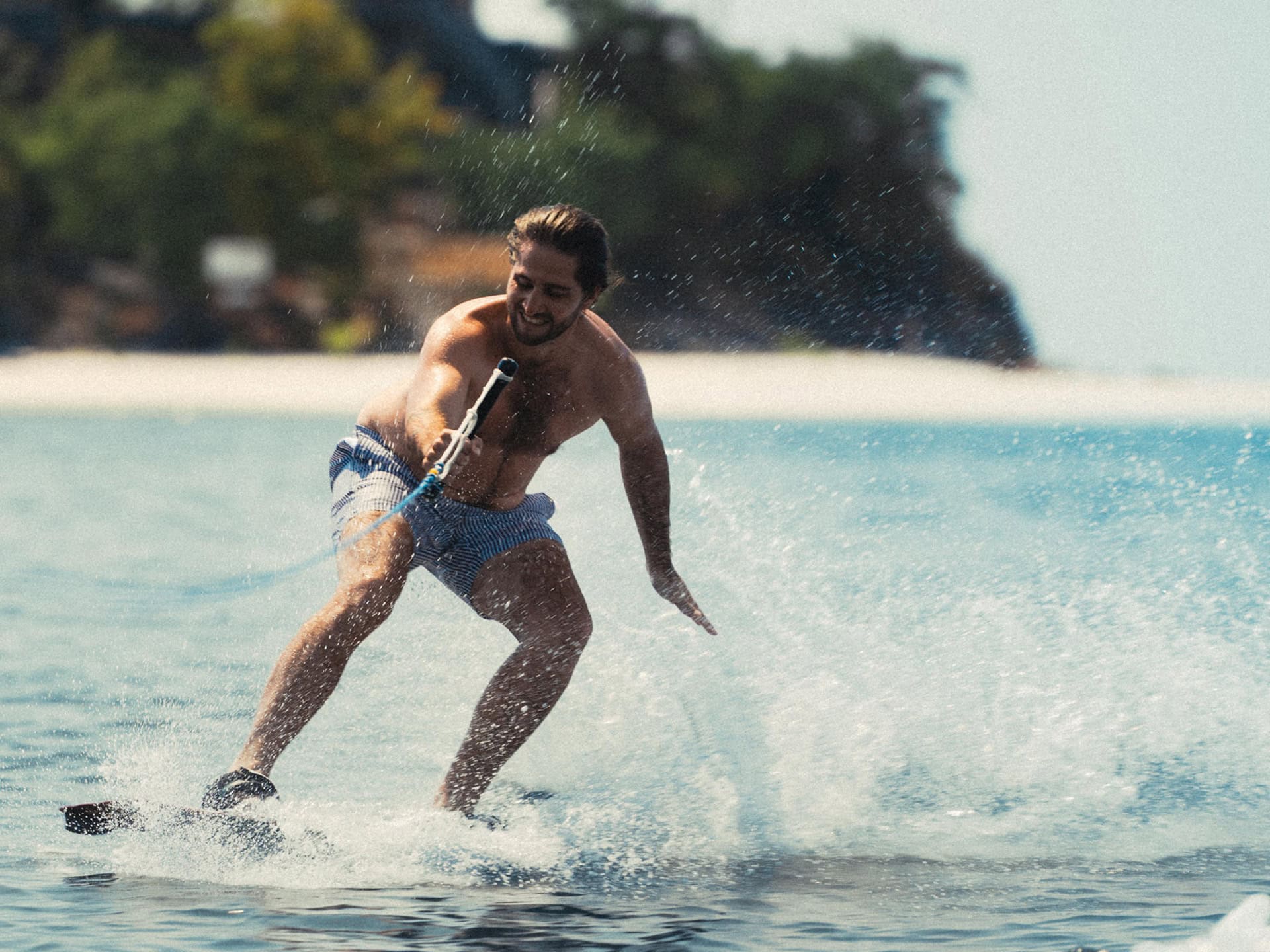 Expérience 23 Expérience de ski nautique à bord d'un yacht privé Oracle