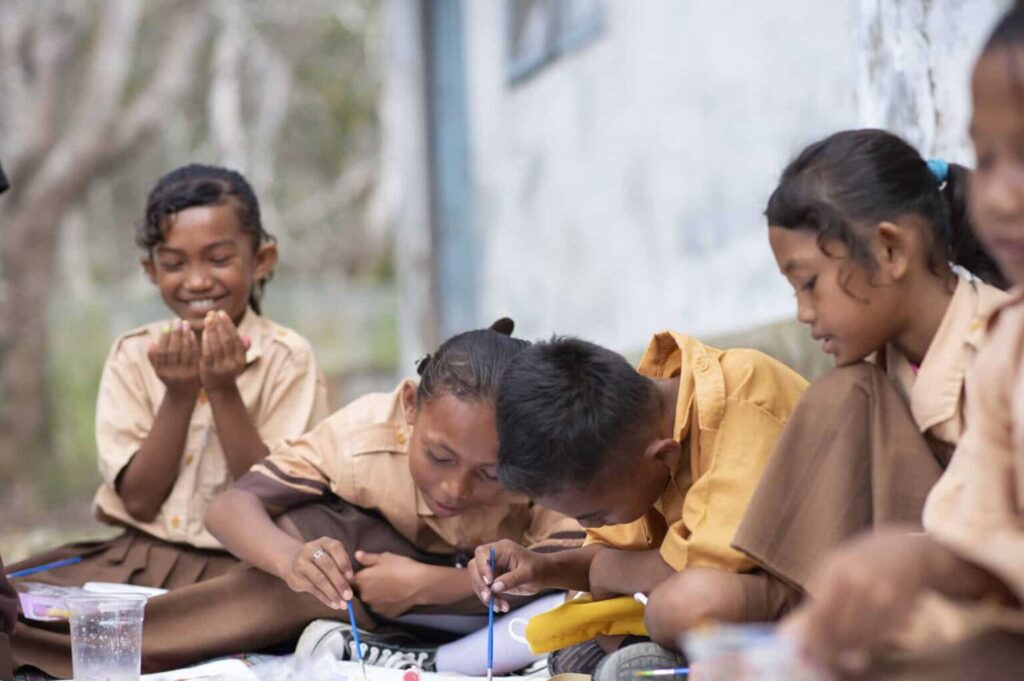 Nurturing Kids on School Boat Indonesia | Oracle Yacht