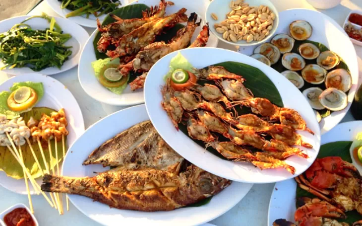 Food Onboard Oracle Yacht